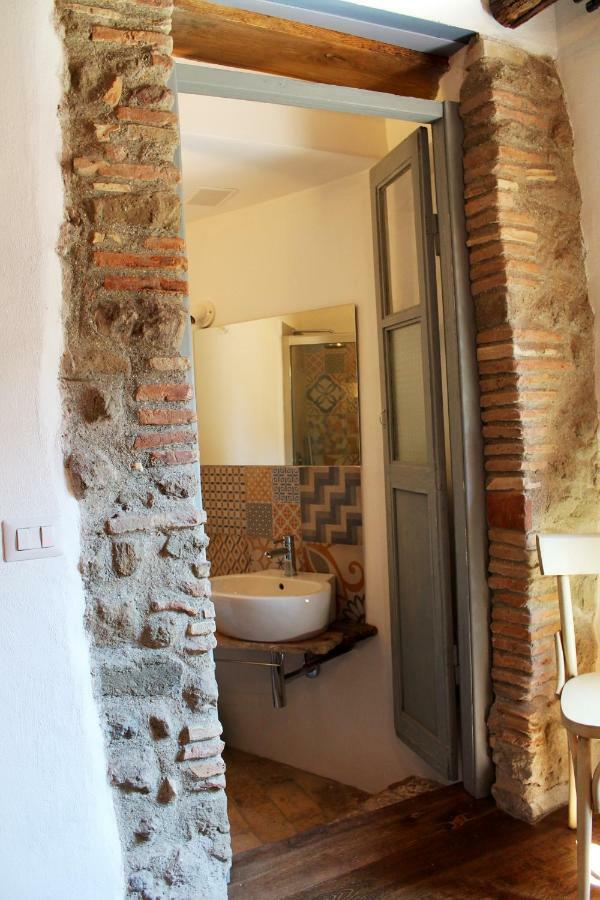 Al Vicolo Dei Pescatori Bed & Breakfast Anguillara Sabazia Exterior photo
