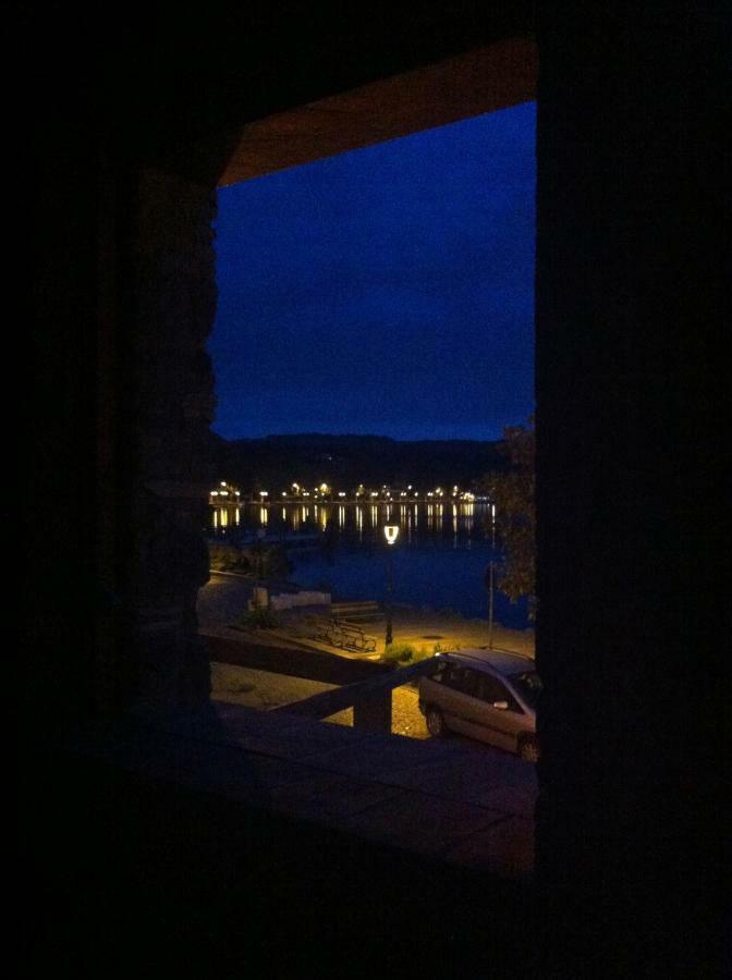 Al Vicolo Dei Pescatori Bed & Breakfast Anguillara Sabazia Exterior photo