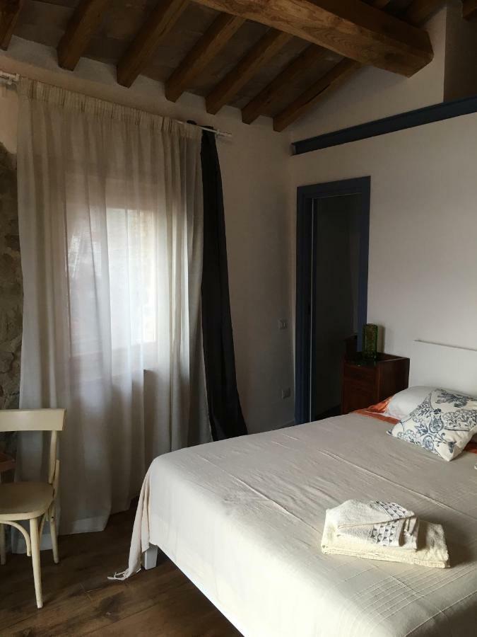 Al Vicolo Dei Pescatori Bed & Breakfast Anguillara Sabazia Exterior photo